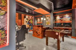 6 Bedrooms / 6 Bathrooms /  Bella Vida (4564 CL)