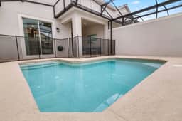 4 Bedrooms / 3 Bathrooms / Champions Gate (1571 SD)