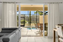 4 Bedrooms / 3.5 Bathrooms / Solterra (4735 TD)