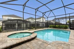 5 Bedrooms / 5.5 Bathrooms / Solara (9035 PC)