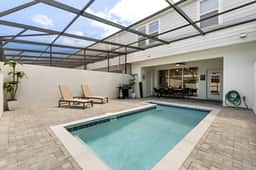 5 Bedrooms/4.5 Bathrooms/ Windsor Island (230 JW)