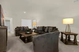 6 Bedrooms/ 4.5 Bathrooms/ Solterra (7639 OL)