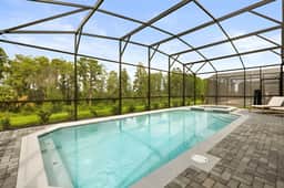 10 Bedrooms / 8 Bathrooms / Windsor Cay (15923CC)