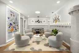 10 Bedrooms / 8 Bathrooms / Windsor Cay (15923CC)