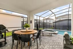 7 Bedrooms/ 4.5 Bathrooms/ Windsor Cay (15794 CC)