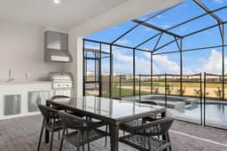 10 Bedroom/ 8 Bathroom Windsor Island (1994 SD)