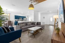 3 Bedrooms/ 2 Bathrooms/ Calabria (9013 MC)
