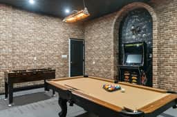 12 Bedrooms / 11.5 Bathrooms Solterra (6056 BO)