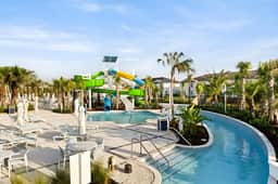 5 Bedrooms/ 4.5 Bathrooms/ Windsor Cay (16160 PF)