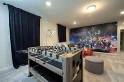 6 Bedrooms / 4 Bathrooms / Windsor Island (1677KL)