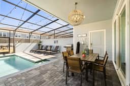 5 Bedrooms/ 4.5 Bathrooms/ Windsor Cay (1294SS)