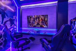 8 Bedrooms / 6 Bathrooms / Solara (9108DP)