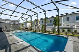 8 Bedrooms/ 6 Bathrooms/ Windsor Cay (16256 SM)