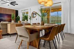 9 Bedrooms / 5 Bathrooms / Storey Lake (4272 PW)