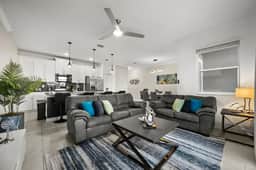 4 Bedrooms/ 3 Bathrooms/ Storey Lake (4295 PD)