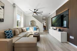 5 Bedrooms / 4.5 Baths / Veranda Palms (2669SC)