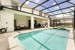 8 Bedrooms/ 6 Bathrooms/ Windsor Cay (15927CC)