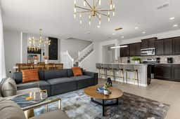 5 Bedrooms/ 4.5 Baths/ Windsor Island (4066 LA)