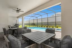 8 Bedroom/ 6 Bathroom/ Windsor Island (2070LC)