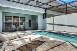 5 Bedrooms/4.5 Bathrooms/Windsor Island(1330LT)