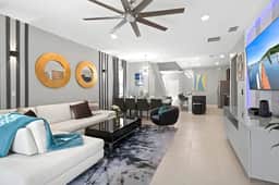 7 Bedrooms/ 6 Bathrooms/ Windsor Island (2217 LC)