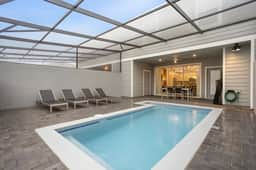 5 Bedrooms/ 4.5 Bathrooms/ Windsor Island (4234LA)
