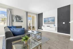 5 Bedrooms/4 Bathrooms/ Storey Lake (4935 WA)