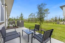 3 Bedrooms/ 2.5 Bathrooms/ Festival (812 LD)