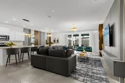 10 Bedrooms/ 8 Bathrooms/ Windsor Island (4481 KR)