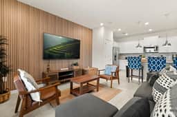 4 Bedrooms/ 3.5 Bathrooms/ Windsor Island (4138LA)