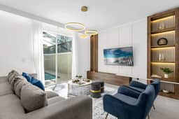 4 Bedrooms/ 3 Bathrooms/ Storey lake (2393 RT)