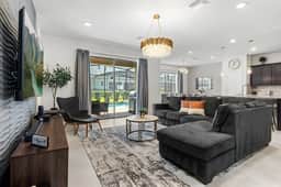 5 Bedrooms / 4 Bathrooms / Solterra (5489MO)