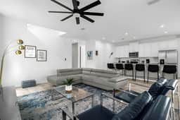6 Bedrooms/ 4.5 Bathrooms/ Solara Resort (8995AD)