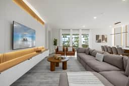 8 Bedrooms/ 6 Bathrooms/ Windsor Cay (16264 SM)