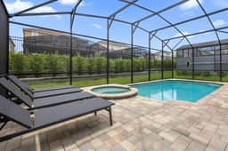 9 Bedrooms / 6.5 Bathrooms / Solara (1860 SP)