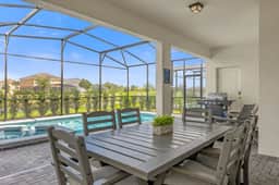 6 Bedrooms/ 4.5 Bathrooms/ Solterra (7211 OL)