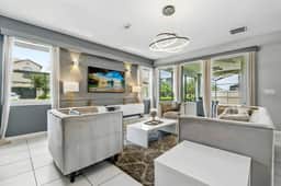 7 Bedrooms / 6.5 Bathrooms / Solara (9041FKTW)