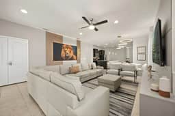 7 Bedrooms/5.5 Bathrooms/Windsor Westside (1897NC)