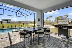 7 Bedrooms / 5.5 Bathrooms / Windsor Cay (16202TW)