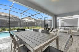 10 Bedrooms/ 8 Bathrooms/ Windsor Island (4433 KR)