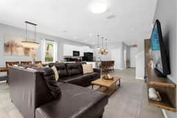 5 Bedrooms/ 5.5 Bathrooms/ Solterra (4671 TD)