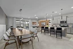 10 Bedrooms/ 8 Bathrooms/ Windsor Cay (16260 SK)