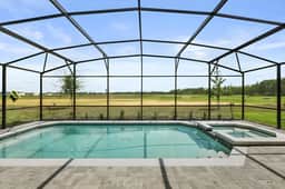 10 Bedrooms / 8 Bathrooms / Windsor Cay (15945CC)