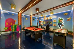 7 Bedrooms / 5.5 Bathrooms / Windsor Cay (15983SC)