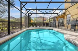 4 Bedrooms / 3 Bathrooms / Veranda Palms (4461 NP)