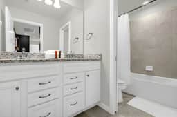 5 Bedrooms/ 4.5 Bathrooms/ Windsor Island (160 JW)