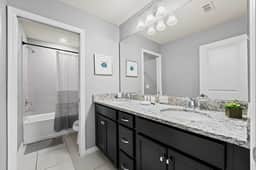 6 Bedrooms/ 4.5 Bathrooms/ Windsor Island (1661KL)