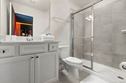5 Bedrooms / 5.5 Bathrooms / Windsor Cay (15802CC)