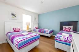4 Bedrooms/ 3 Bathrooms/ Bella Vida (550 LF)
