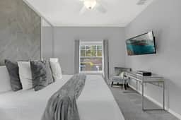 4 Bedrooms / 3 Bathrooms/ West Lucaya (3234CP)